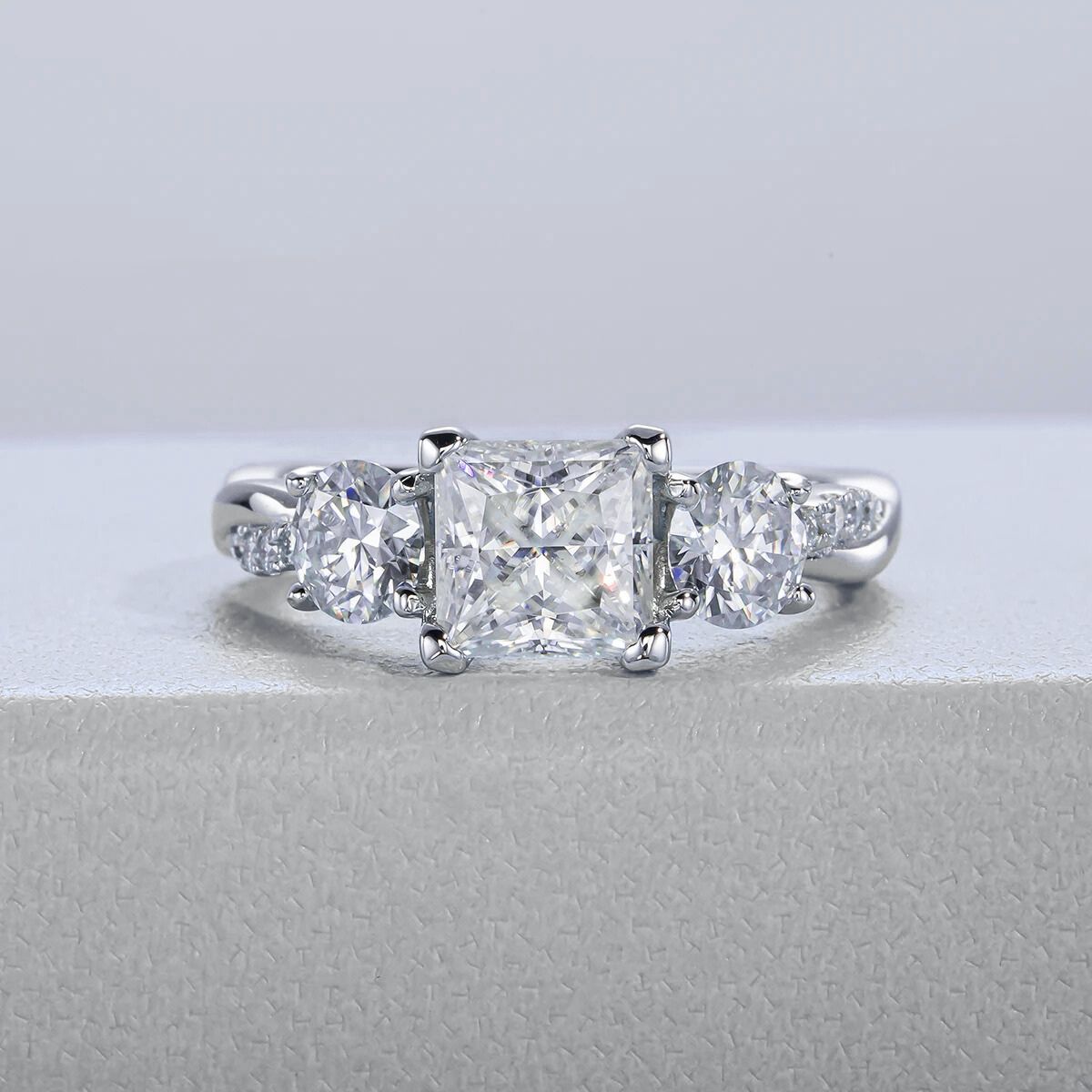 Anel Chantelle Moissanite