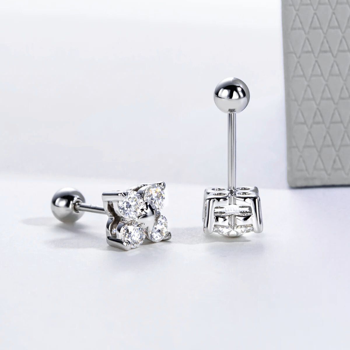 Brinco Seraphine Moissanite