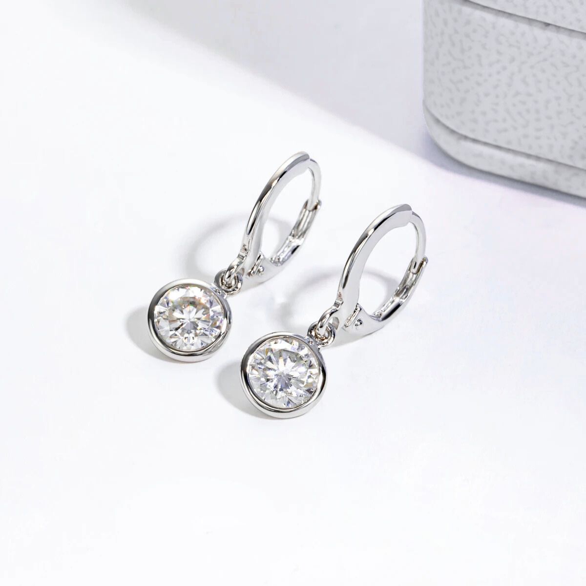 Brinco Orlena Moissanite