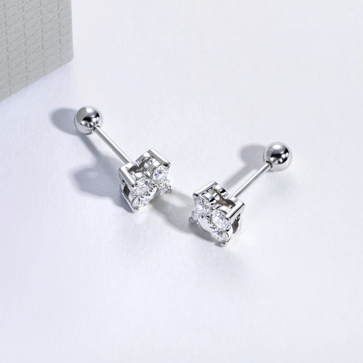 Brinco Seraphine Moissanite