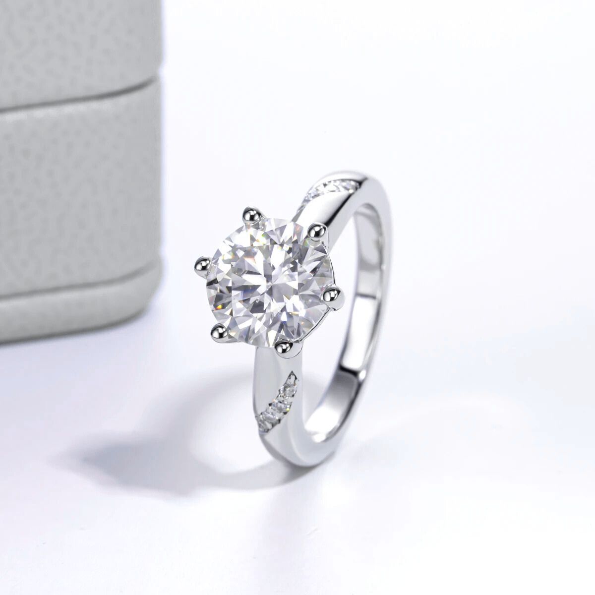 Solitário Noémie Moissanite