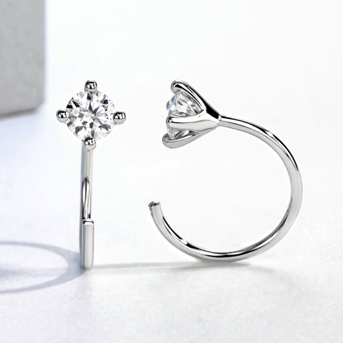 Brinco Lunaris Moissanite