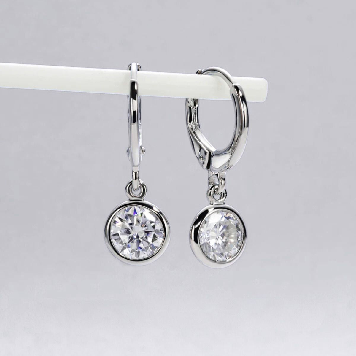 Brinco Orlena Moissanite