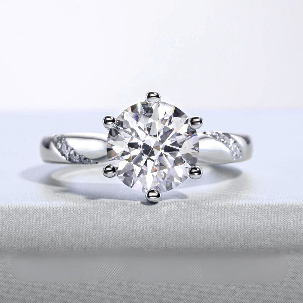 Solitário Noémie Moissanite