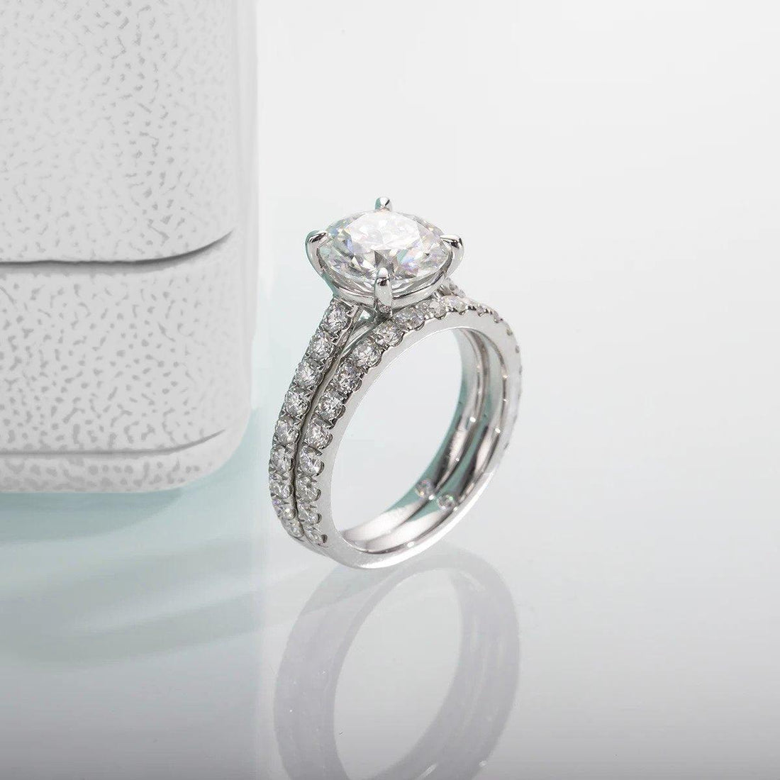 Anel Magnífico Moissanite