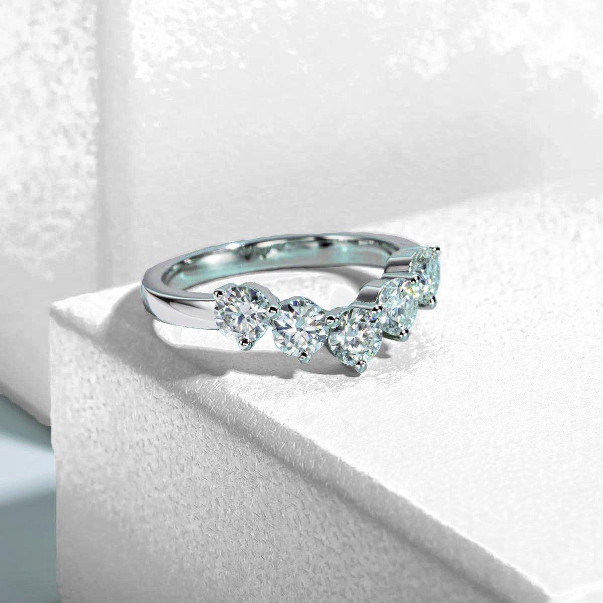 Meia Aliança Aurora Moissanite