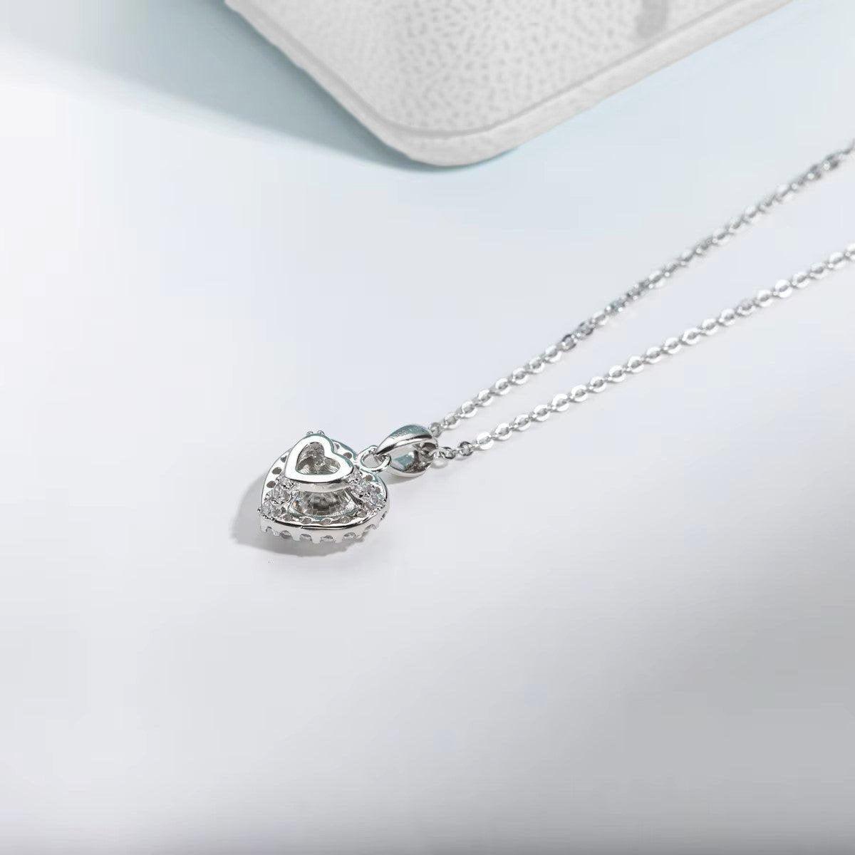 Colar Amor Eterno Moissanite