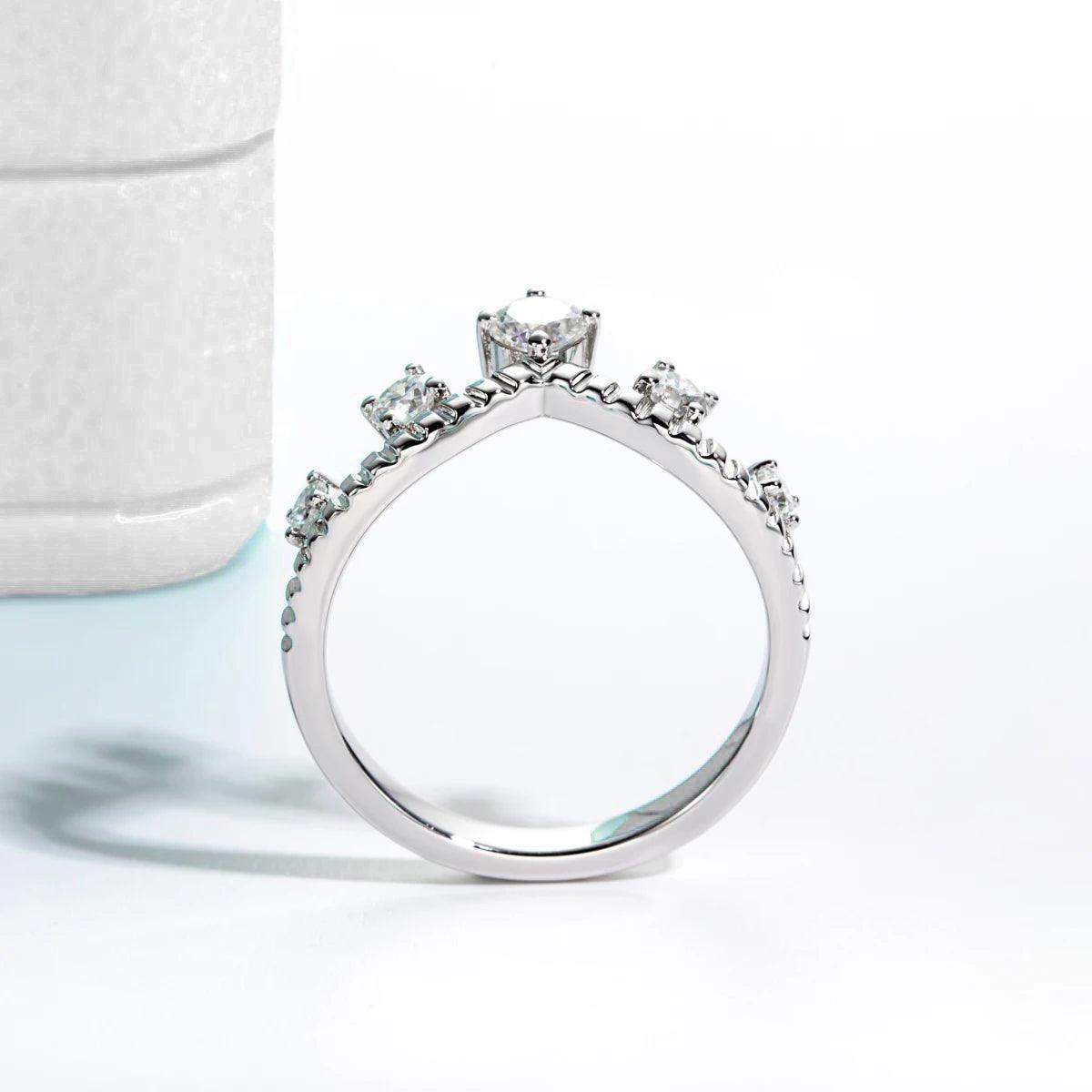 Meia Aliança Realeza Moissanite