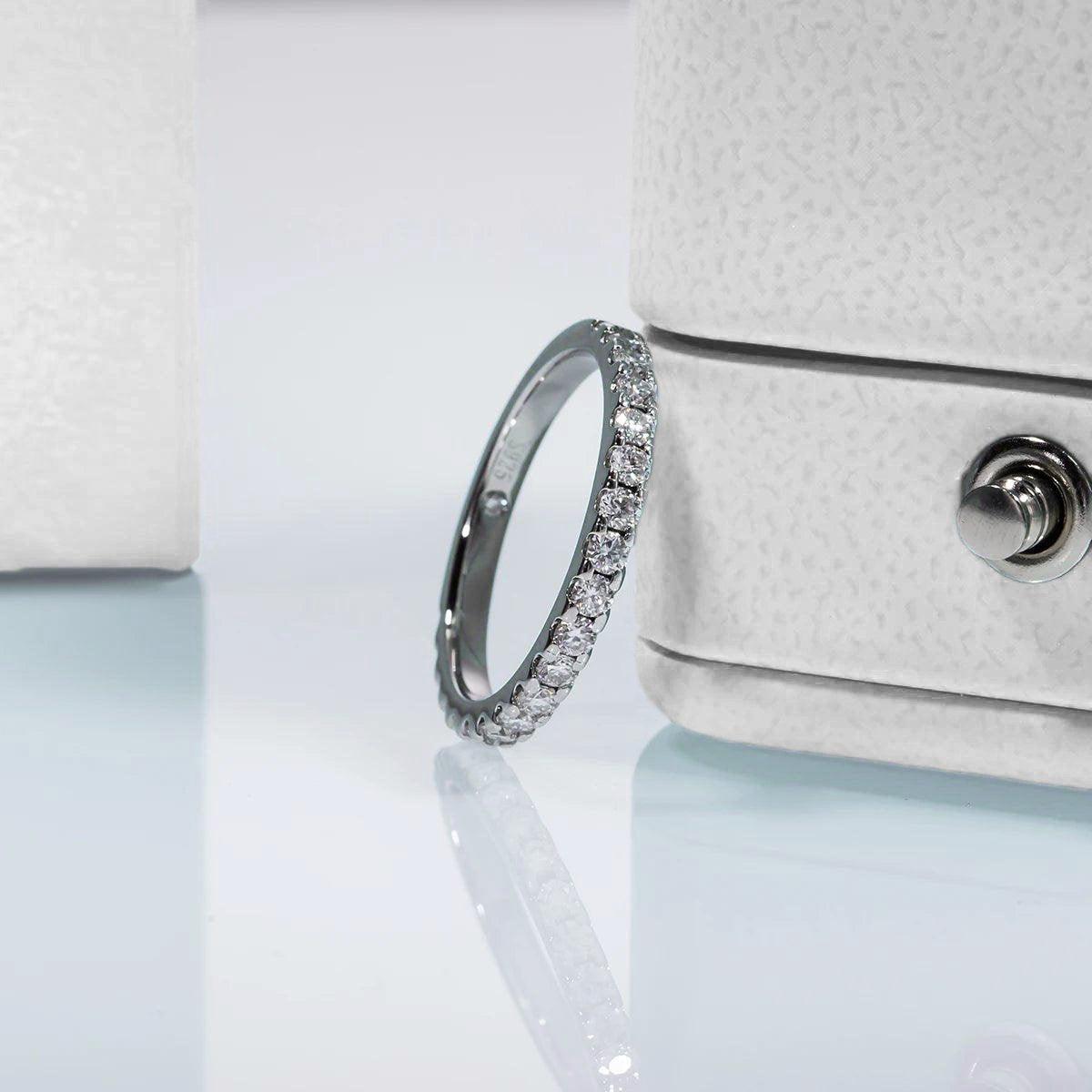 Meia Aliança Brilliance Moissanite