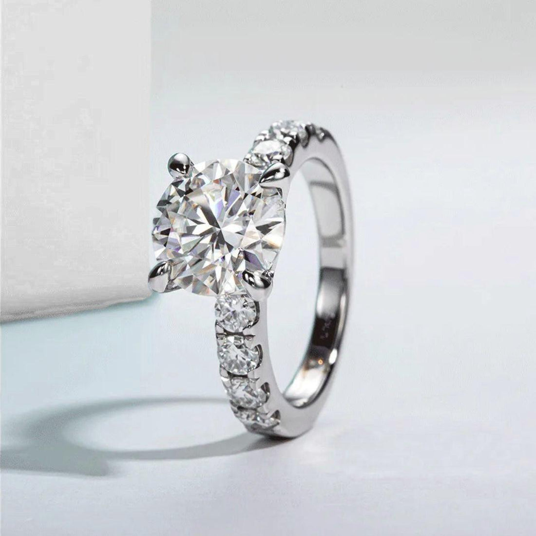 Anel Stellaris Moissanite