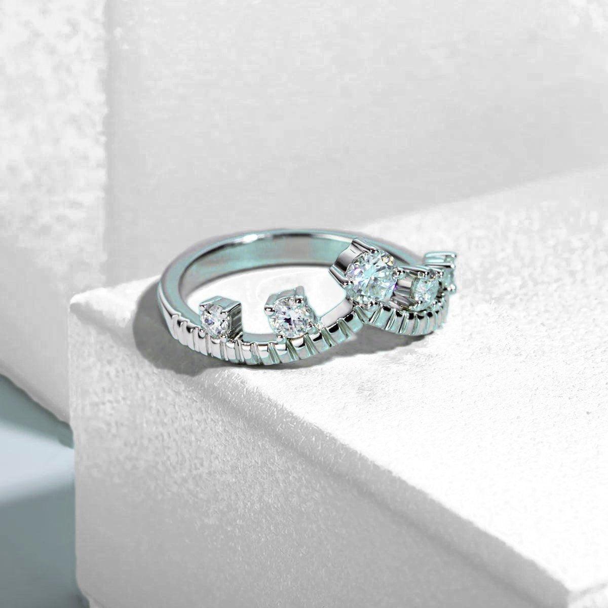 Meia Aliança Realeza Moissanite